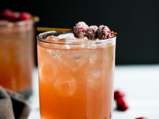 Irresistible Red Berry Ciroc Drink Recipes for Every Occasion